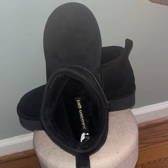 Boots - Picture 2 of 2